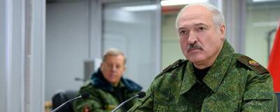 Лукашенко: Запад использует мигрантов для сдерживания армии Белоруссии
