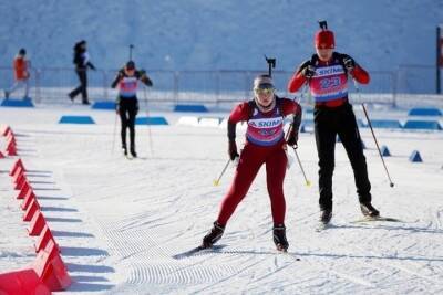 Юные биатлонисты со всей России по взрослым правилам поборются за звание лучшего на мурманской лыжне