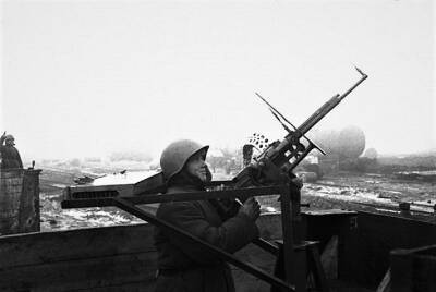 Пулемет ШКАС: почему Гитлер хранил это советское оружие под стеклянным колпаком - Русская семерка