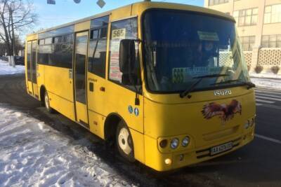 В Киеве запретили работу общественного транспорта без отопления