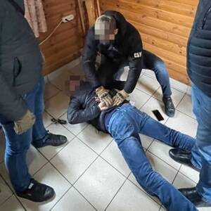 Чиновников из Киевской области подозревают в вымогательстве за решение земельных вопросов. Фото