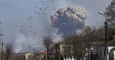 "Российский след": Bellingcat готовит расследование о взрывах на военных складах в Украине