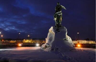 «Бенедикт» нагоняет в регионы России снег и ветер