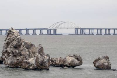 Около 200 судов не могут пройти через Керченский пролив из-за непогоды