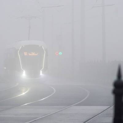 Московский регион вторые сутки остаётся под покровом густого тумана