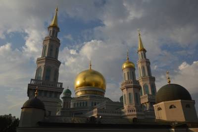 «Мигрант — это Божие творение»: замглавы Совета муфтиев России пожаловался на нехватку мечетей в столице