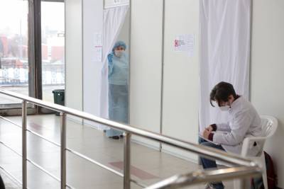 В Челябинске центр вакцинации в «Юности» проработает еще почти три недели