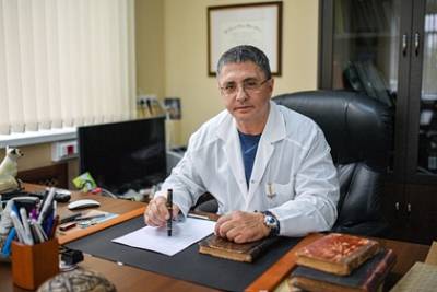Доктор Мясников высказался о вакцинации детей от коронавируса