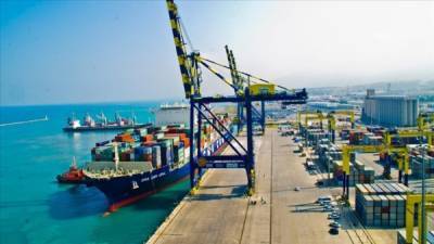 Одна нация — двусторонний товарооборот: взаимная торговля Анкары и Баку просела