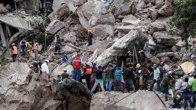 Не менее десяти человек погибли при сходе оползня в Колумбии - 5-tv.ru - Италия - Колумбия