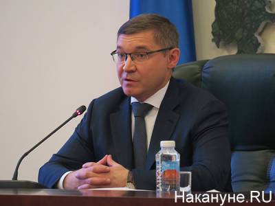 Уральский полпред поручил губернаторам грамотно организовать работу пунктов вакцинации от коронавируса