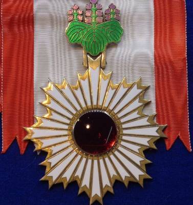 Шестеро россиян награждены японскими орденами Восходящего солнца