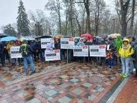 Антивакцинаторы в Киеве устроили марш возле Рады: список перекрытых улиц. Фото и видео