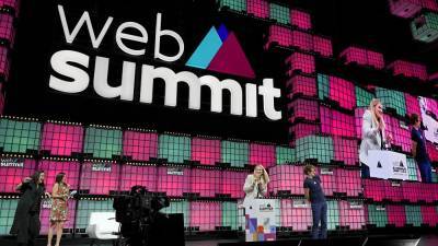 Facebook, сексизм и домогательства на форуме Web Summit