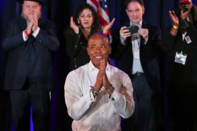 Мэром Нью-Йорка второй раз за всю историю стал темнокожий политик