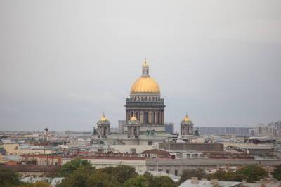 Петербург потерял более 1 млрд из-за отказа туристов ехать в локдуан