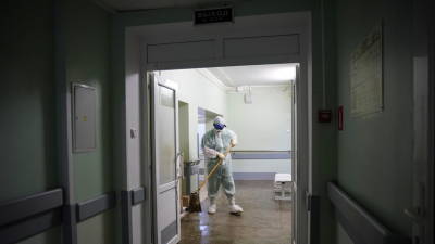 В России второй день подряд выявлен максимум смертей заболевших коронавирусом