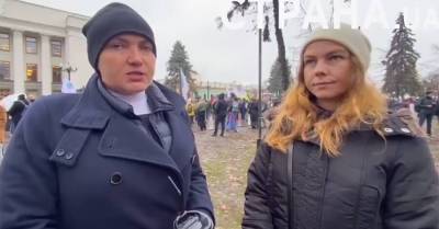 Надежда Савченко - Савченко заявила, что из документов в «Борисполе» во время задержания у нее был только паспорт - kp.ua - Украина