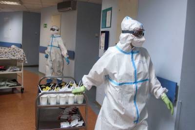 В Москве зафиксировано 6827 новых случаев коронавируса