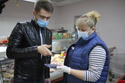 В Скопинском районе проверили соблюдение коронавирусных ограничений