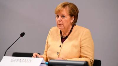 Меркель пугает немцев локдауном для невакцинированных