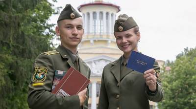 Профориентационные мероприятия к поступлению в военно-учебные заведения проходят в ВС