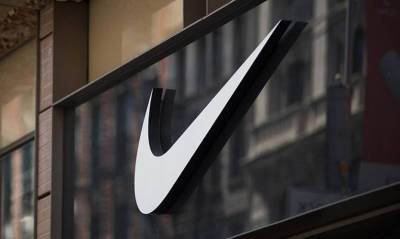 Nike будет продавать виртуальные кроссовки и одежду