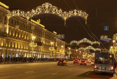 В Смольном разработали брендбук по оформлению Петербурга к Новому году