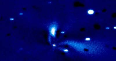 Очень яркие вспышки. Ученые пытаются понять, что происходит с загадочной кометой