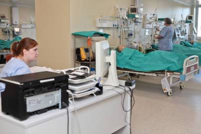 В петербургских больницах свободны 27% коек для пациентов с COVID-19