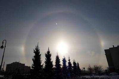В небе над российским городом заметили редкое зимнее явление