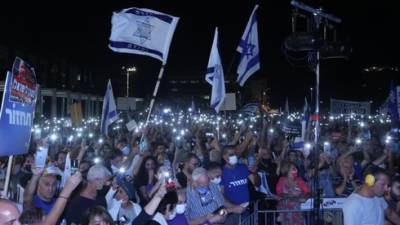 Массовый митинг оппозиции в Тель-Авиве: враги в правительстве