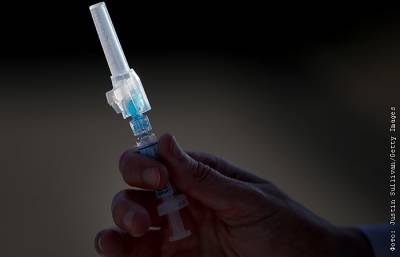 Двух ульяновских медиков заподозрили в фиктивной COVID-вакцинации 500 человек