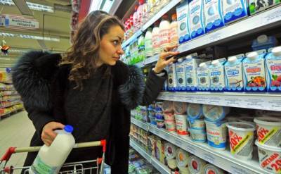 Молочная инфляция: Минсельхоз допустил возможность роста цен на молоко