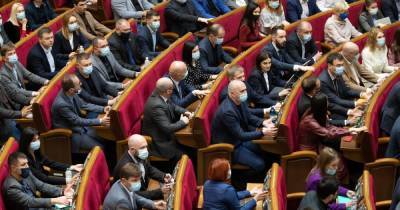 Любченко, Абрамовский, Резников, Уруский и Таран. Большинство в Раде одобрило увольнение пяти министров