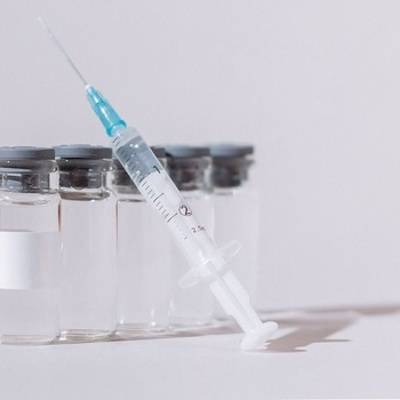 Вакцина "Спутник Лайт" доказала свою безопасность и эффективность