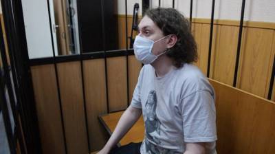 Суд продлил арест блогера Юрия Хованского еще на месяц