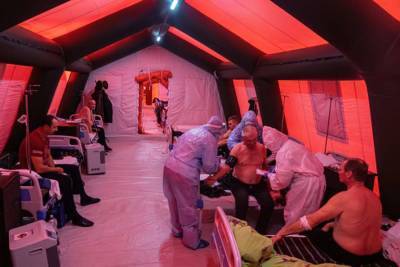 На Херсонщине мобильный госпиталь уже наполовину заполнен больными коронавирусом