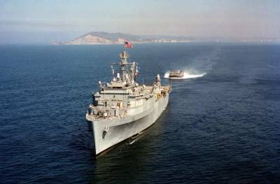 ВМС США направили в Чёрное море третий корабль