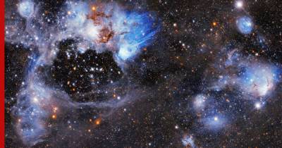 Телескоп "Хаббл" показал комплекс туманностей N44 с загадочным сверхпузырем