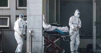 Пандемия COVID-19 может завершиться в 2022 году, — Reuters