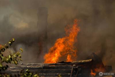 СК завел дело о гибели пяти человек при пожаре в частном доме в Уссурийске