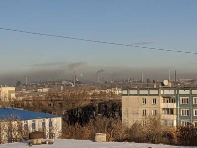 «Химия повсюду». Жители Челябинска жалуются на сильный смог в городе
