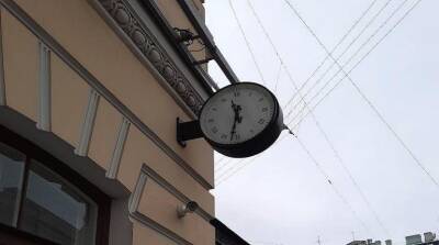Часы на Невском проспекте теперь показывают правильное время