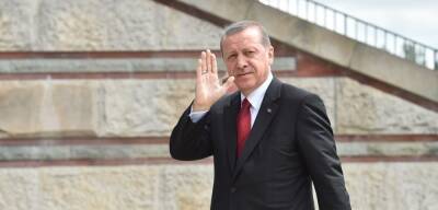 Эрдоган – как шелк. Почему Турция маневрирует между Украиной и Россией