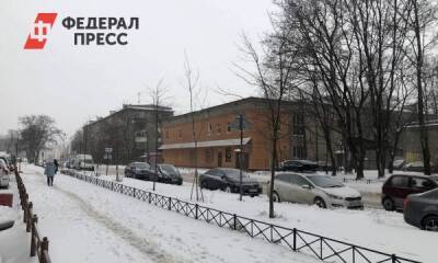 Эксперт об уборке снега на дорогах Петербурга: «Очень много автомобилей лежали в кювете»