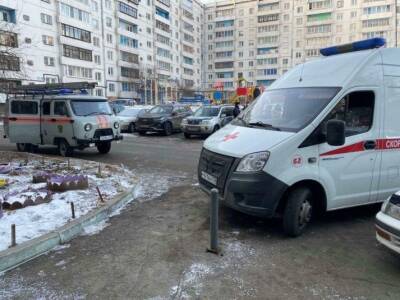 В жилом доме в Иркутске сорвался лифт с пассажиром, мужчина получил переломы ног
