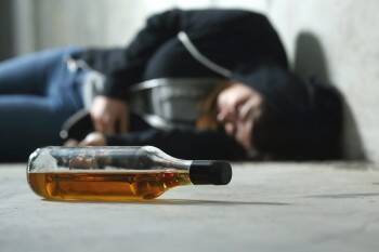 Вологжане стали в два раза реже умирать от отравлений алкоголем