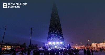 В России подорожали искусственные новогодние елки