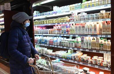 Путин поручил повысить доступность продуктов для россиян